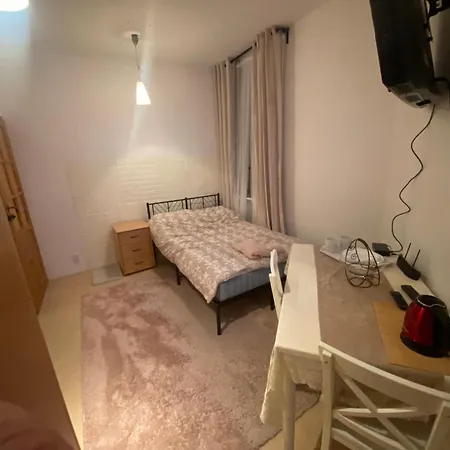 Arkuszowa 58 5 דירה *